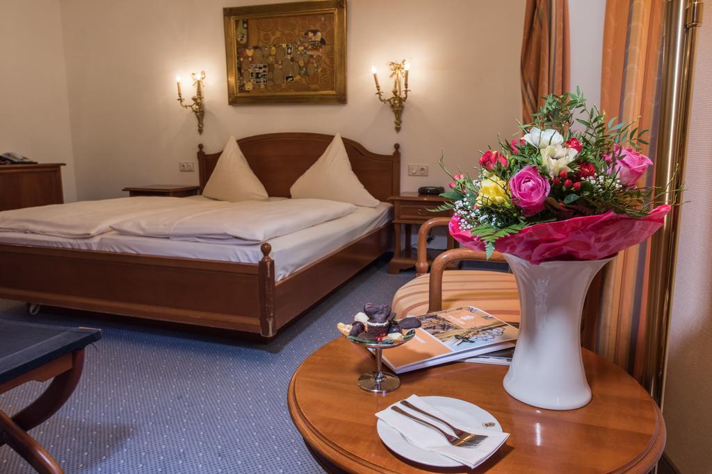 Hotel Goldener Loewe Meißen 외부 사진