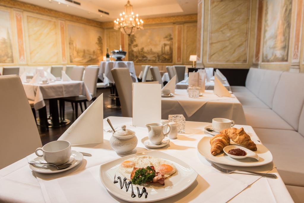 Hotel Goldener Loewe Meißen 외부 사진
