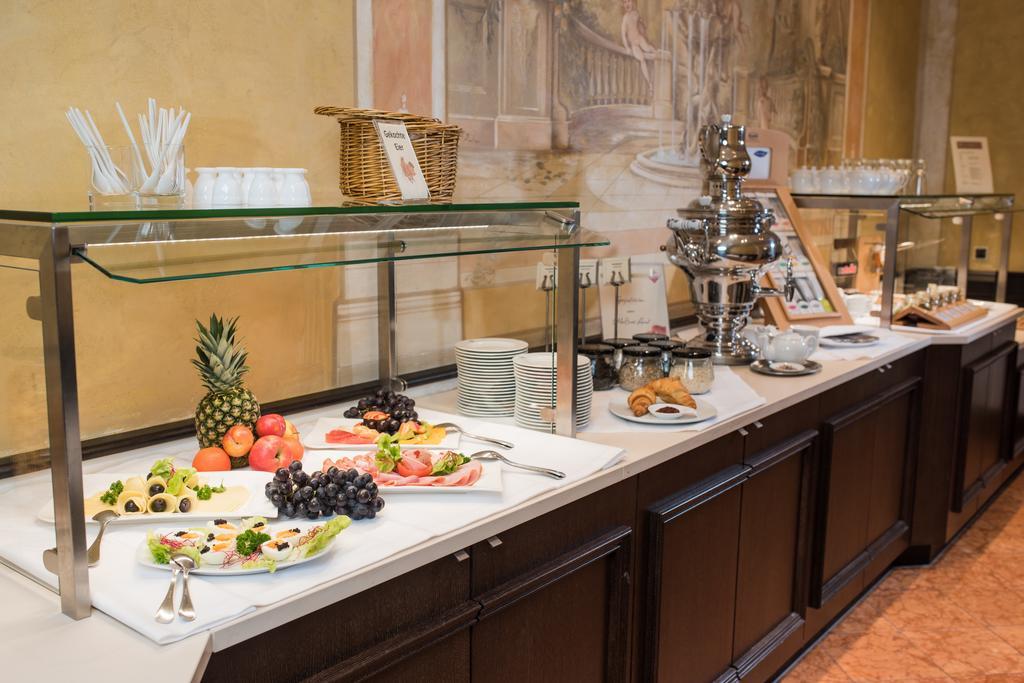 Hotel Goldener Loewe Meißen 외부 사진